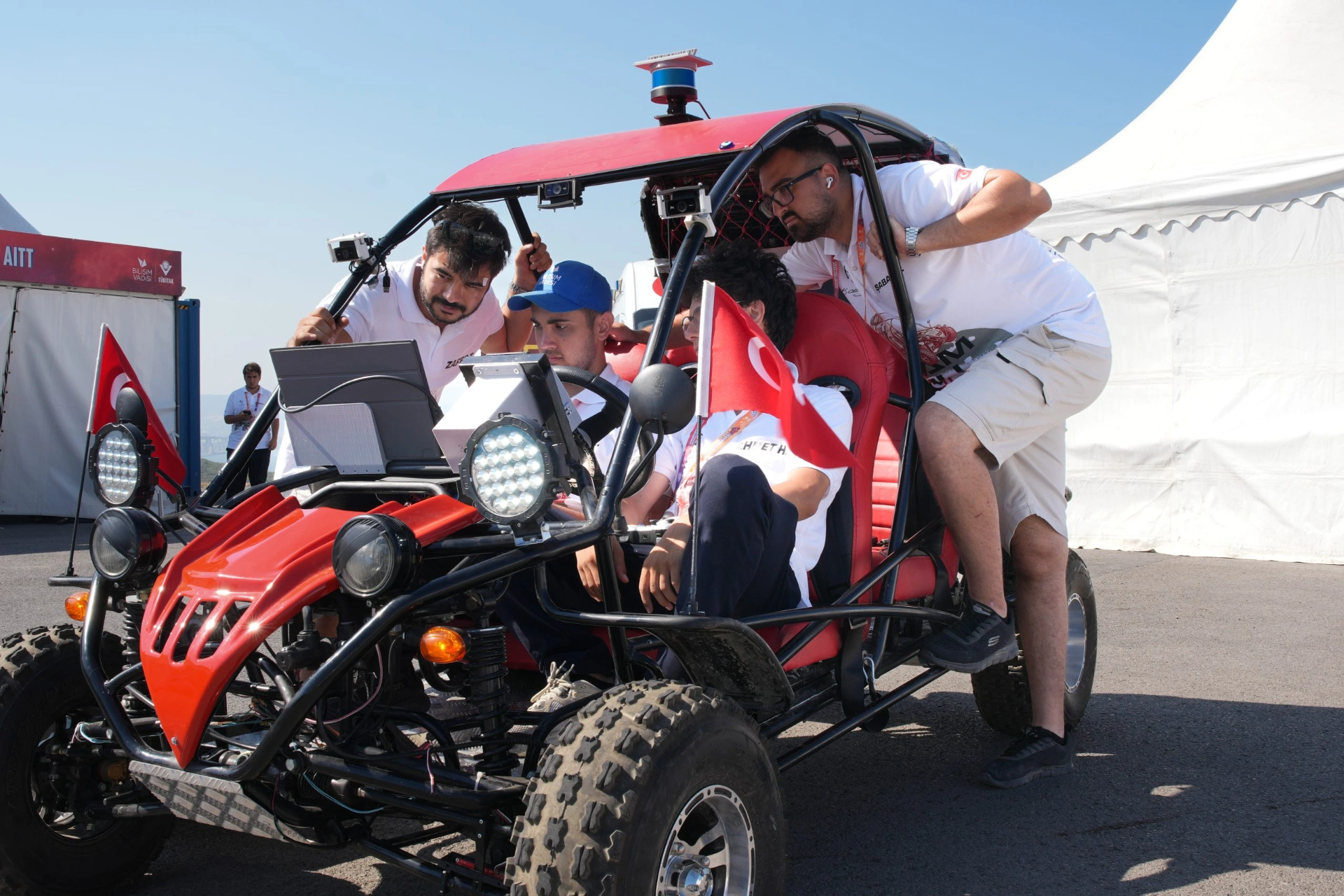 Bilişim Vadisi - Teknofest Robotaksi Otonom Araç Yarışması